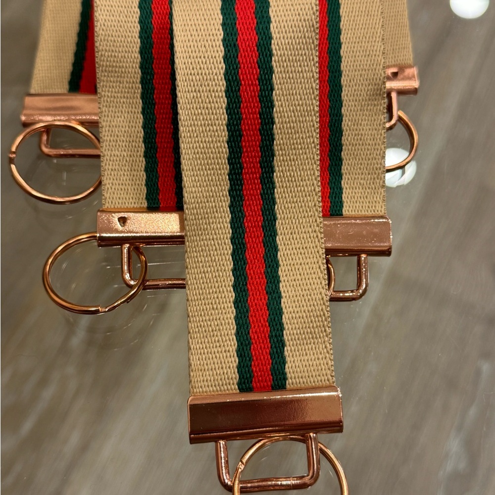 Wristlet keychain